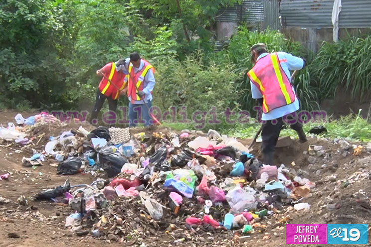 Erradican botaderos ilegales en el barrio Villa Libertad