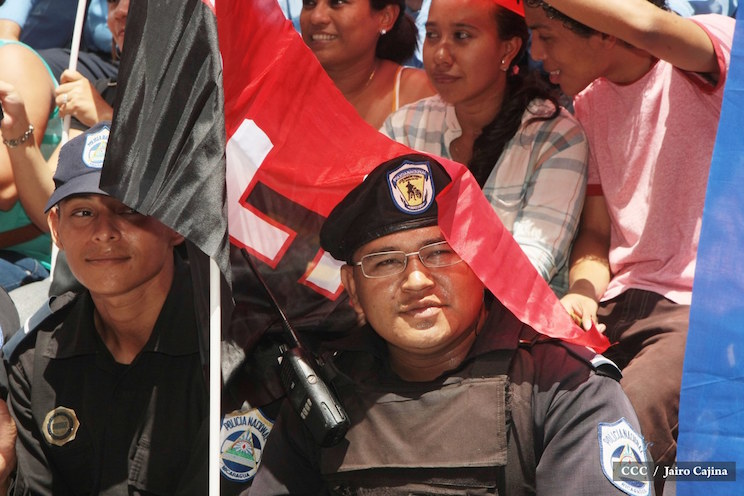 Policía Nacional saluda el 37/19 en el Complejo Policial Ajax Delgado