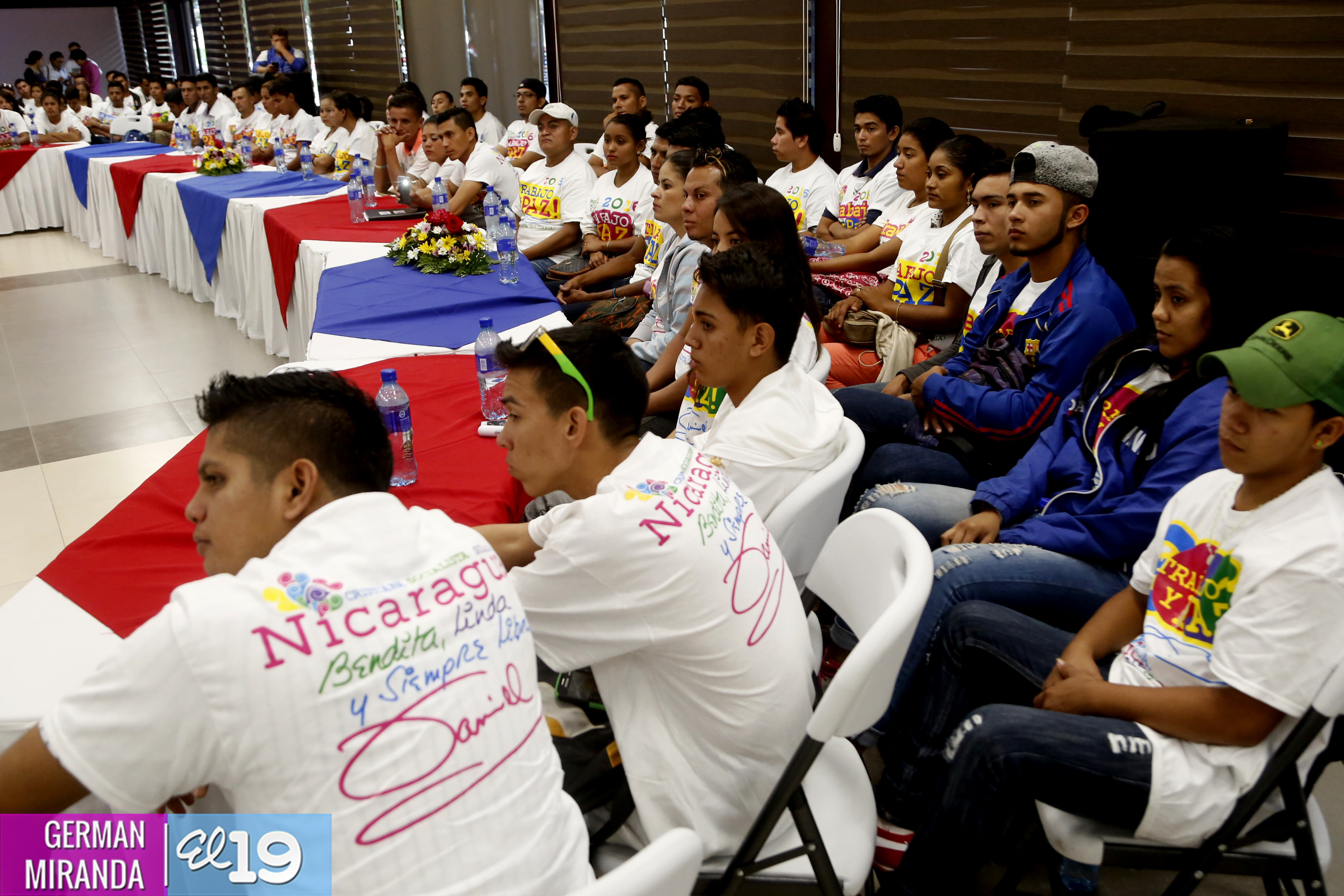 Jóvenes nicaragüenses celebran grandes Rutas de Victorias en el deporte nacional