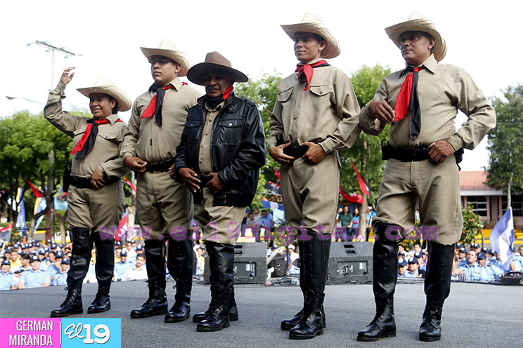 Policía Nacional celebra 37 años de Revolución