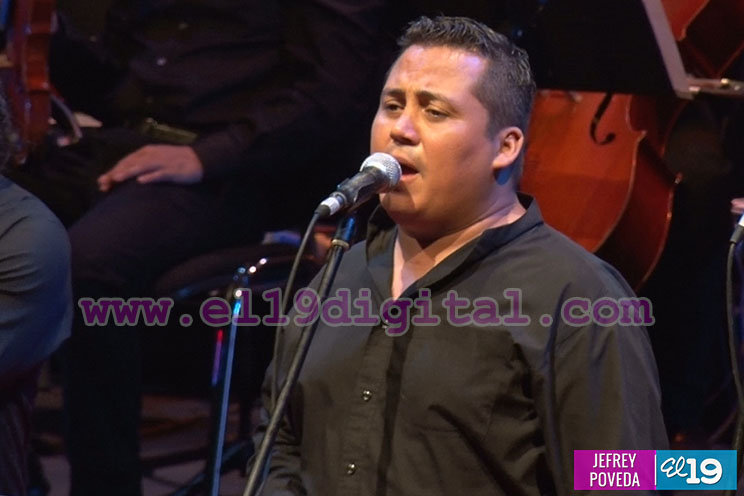 TNRD vibró con la gala cultural "Cantos a la Revolución"
