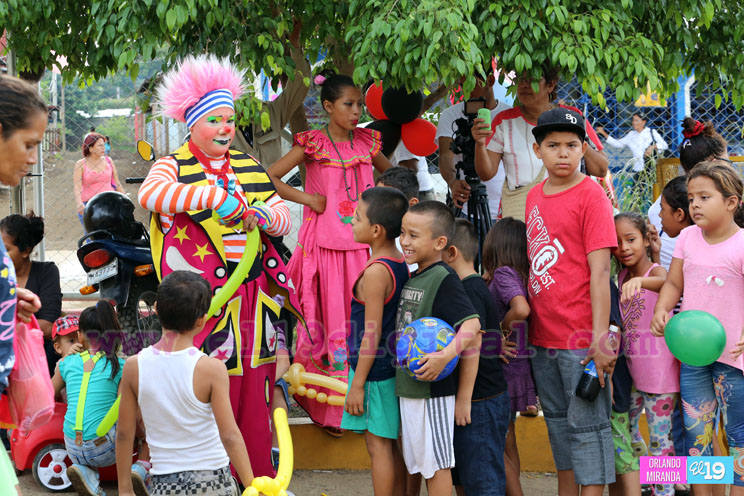 Alegre tardeada cultural en el René Cisneros en celebración al 37 Aniversario