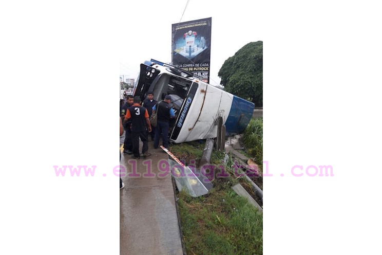 Colisionan ruta Ticuantepe-Managua y camioncito en carretera a Masaya