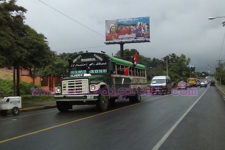 Miles de Sandinistas de Carazo se enrumban hacia la Plaza La Fe