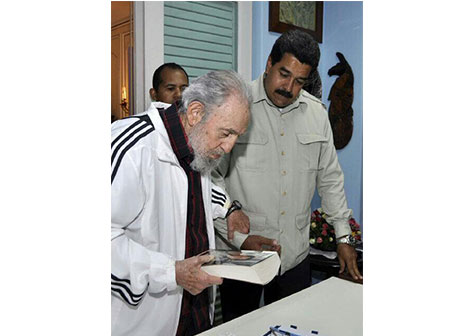 Presidente Maduro calificó encuentro con Fidel Castro como una reunión histórica