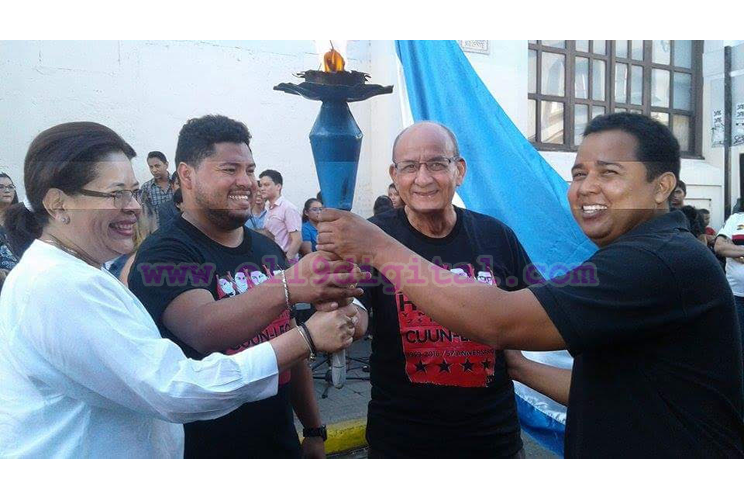 Sostienen Antorcha de la Libertad en honor a los mártires del 23 de julio
