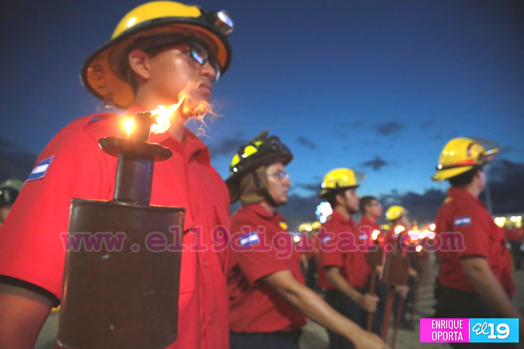 Bomberos de Nicaragua celebran aniversario