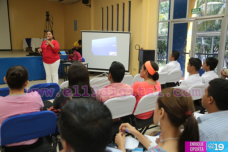MINED desarrolla Congreso Departamental “Las Tecnologías Educativas y Conectividad para más Calidad”