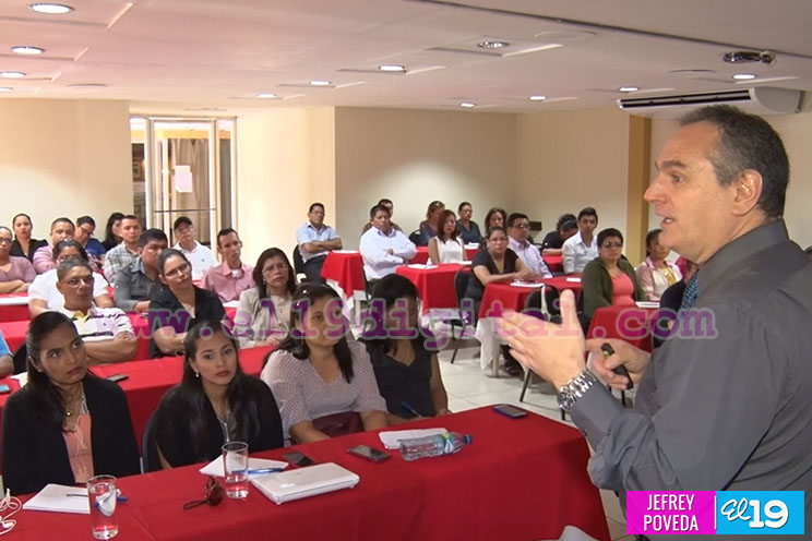 Minsa dirige capacitación a miembros de la Red de Laboratoristas del país