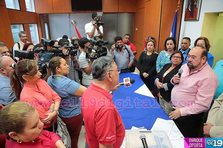 PLI inscribe candidaturas para elecciones de noviembre 