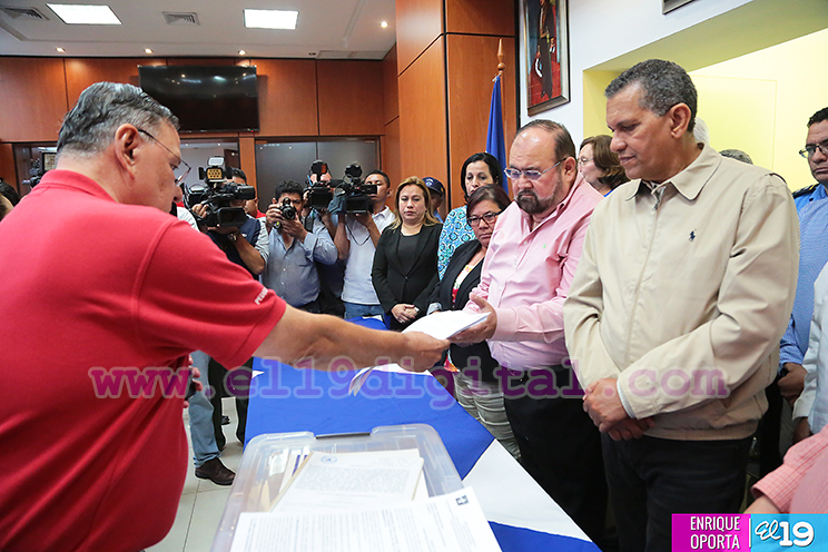 PLI inscribe candidaturas para elecciones de noviembre 