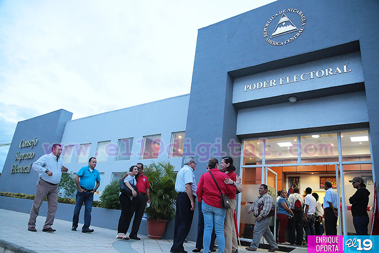 PLI inscribe candidaturas para elecciones de noviembre 