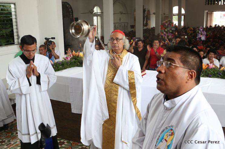 Cardenal Leopoldo Brenes celebra misa en Las Sierritas en honor a Santo Domingo