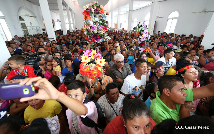 Cardenal Leopoldo Brenes celebra misa en Las Sierritas en honor a Santo Domingo