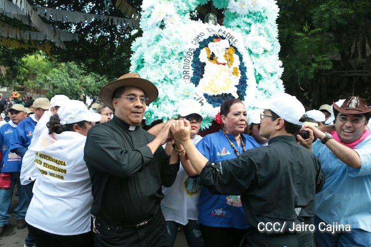 Santo Domingo de Guzmán: Fiesta de Devoción y Fe