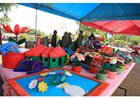Feria de la Economía Familiar llega a habitantes del barrio Grenada