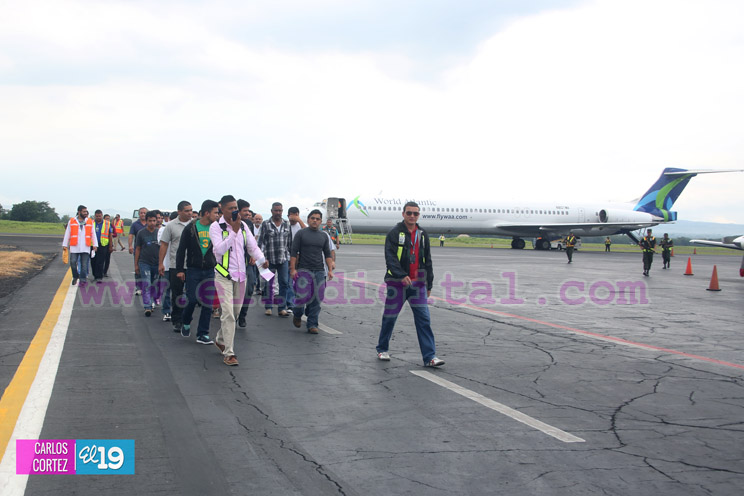Compatriotas nicaragüenses deportados de Estados Unidos agradecen recibimiento solidario del Gobierno Sandinista 