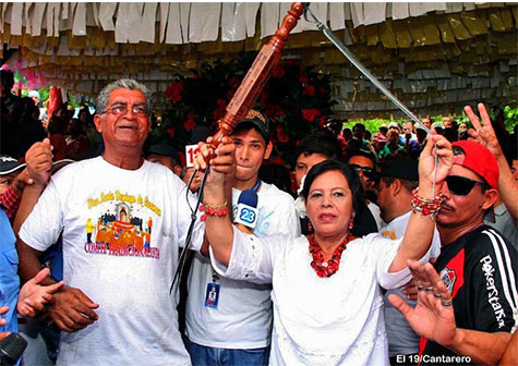 Managuas reviven la tradicional Roza del Camino