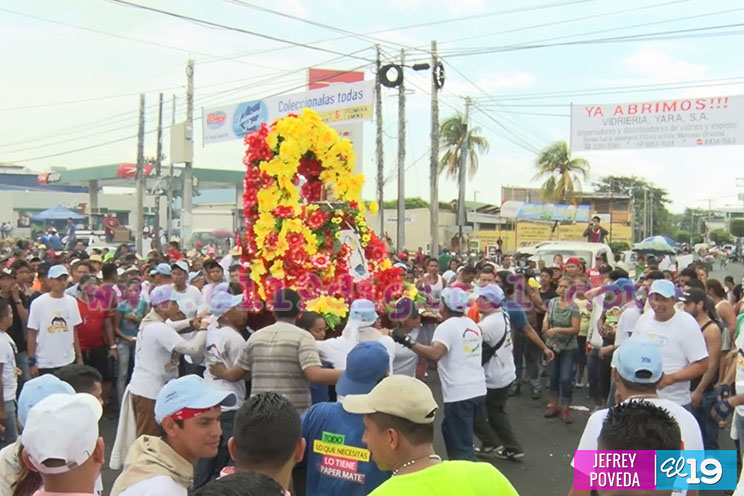 Santo Domingo de Guzmán recorre barrios orientales
