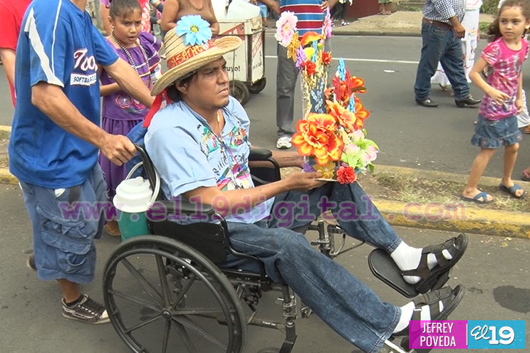 Santo Domingo de Guzmán recorre barrios orientales