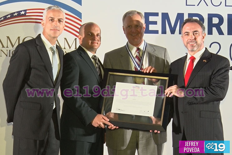 AMCHAM entrega Premio Excelencia Empresarial 2016 a Cargill