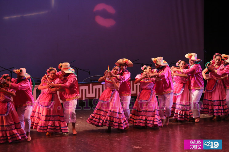Maestro Ronald Abud saluda las fiestas agostinas con magistral puesta en escena de su ballet