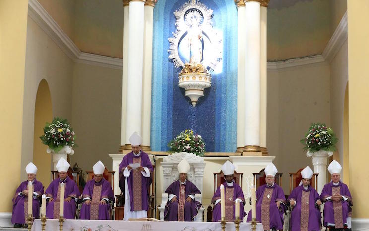 Le dan el último adiós a Monseñor Leovigildo López Fitoria, Obispo Emérito de la Diócesis de Granada