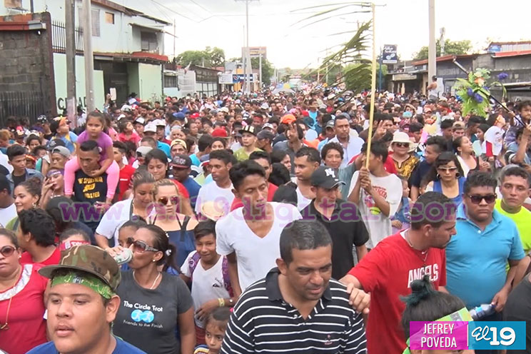 Santo Domingo de Abajo llega a Iglesia Cristo del Rosario en Managua