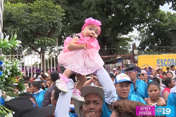 Santo Domingo de Abajo llega a Iglesia Cristo del Rosario en Managua