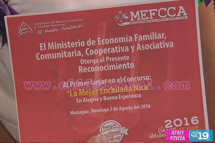 Premian la Enchilada más Rica en el Parque Nacional de Ferias