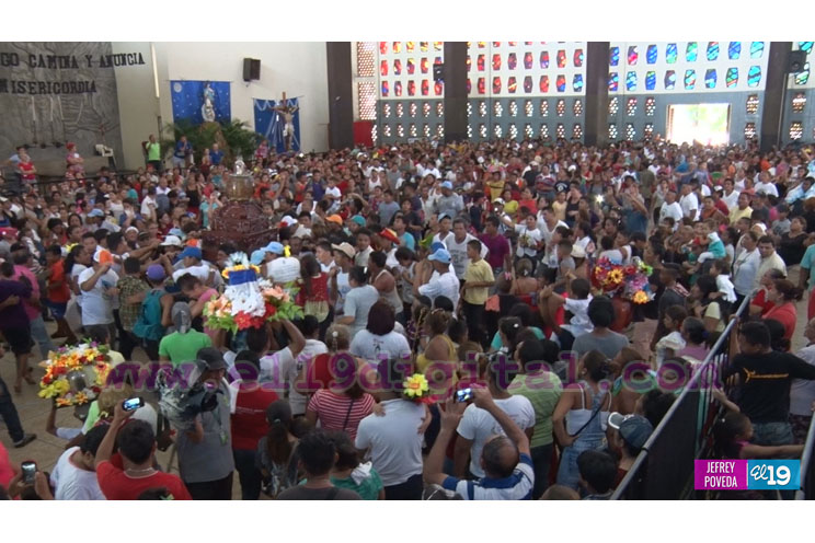Santo Domingo lucirá un atuendo blanco y amarillo en su regreso a Las Sierritas