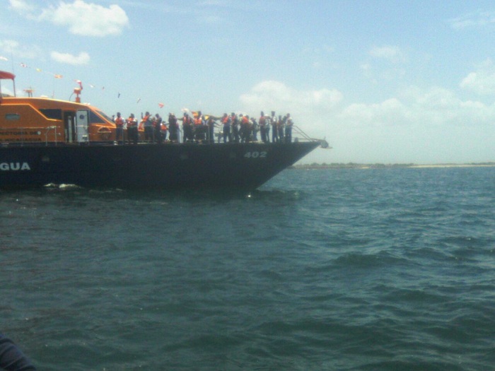 Fuerza Naval rinde homenaje a efectivos que ofrecieron su vida en la defensa de la patria