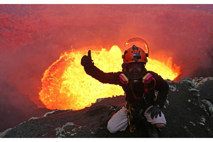 Sam Cossman comparte vídeo de su descenso al Lago de Lava del Volcán Masaya
