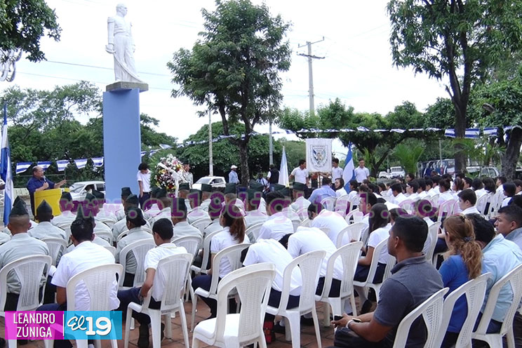 Rinden honores al Coronel José Dolores Estrada