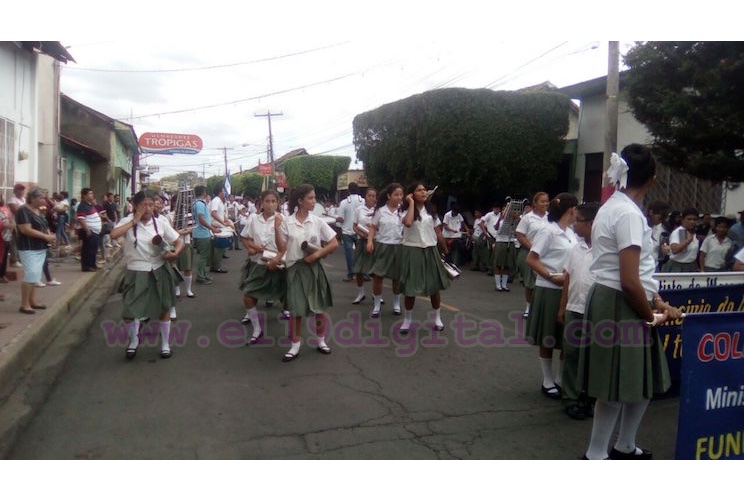 Masaya se llena de Azul y Blanco en inicio de desfile patrio
