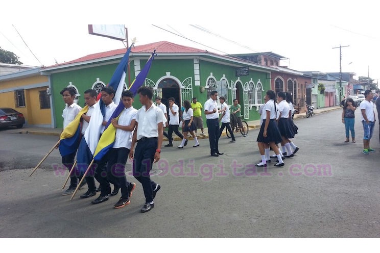 Inician desfiles escolares en Carazo