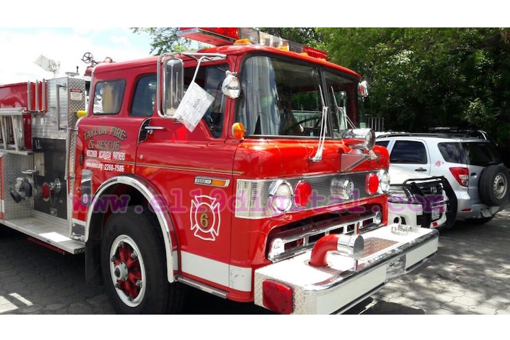 Bomberos nicaragüenses fortalecidos con tres nuevas unidades cisternas