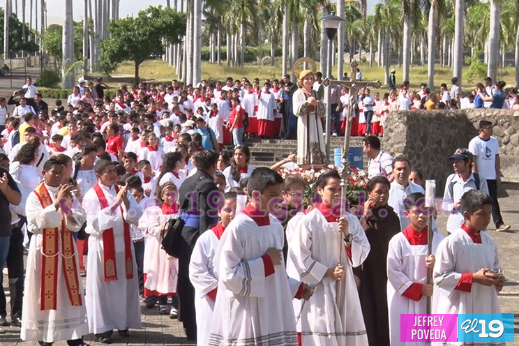 Monaguillos realizan encuentro en Catedral de Managua