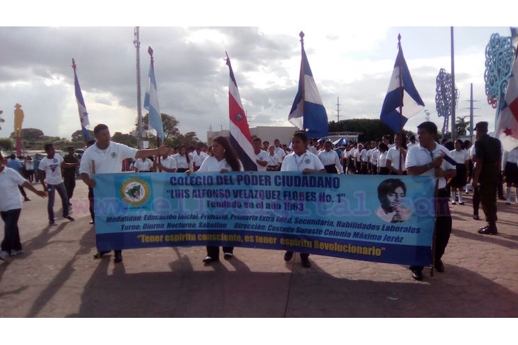 Paseo de los Estudiantes da por inaugurado Desfiles Patrios