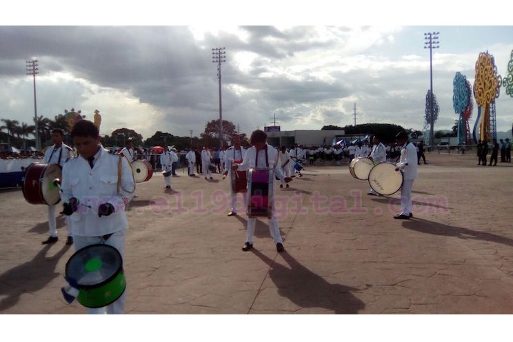 Paseo de los Estudiantes da por inaugurado Desfiles Patrios