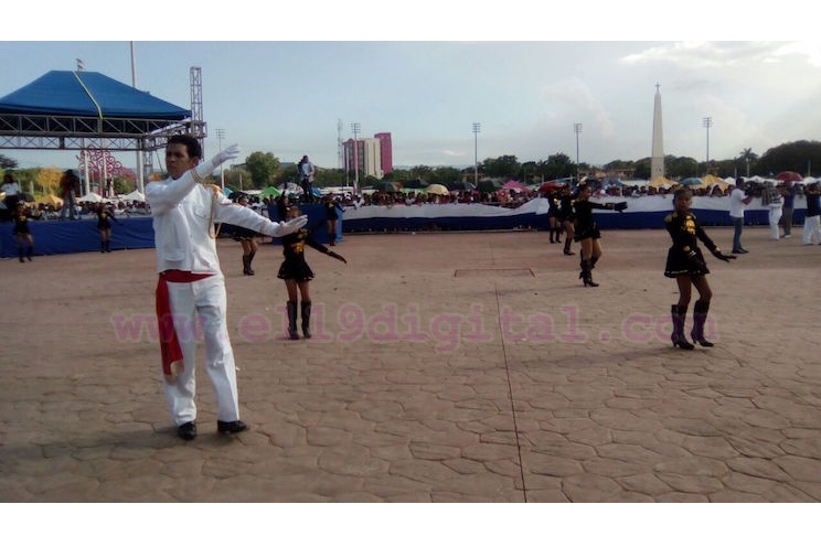 Paseo de los Estudiantes da por inaugurado Desfiles Patrios