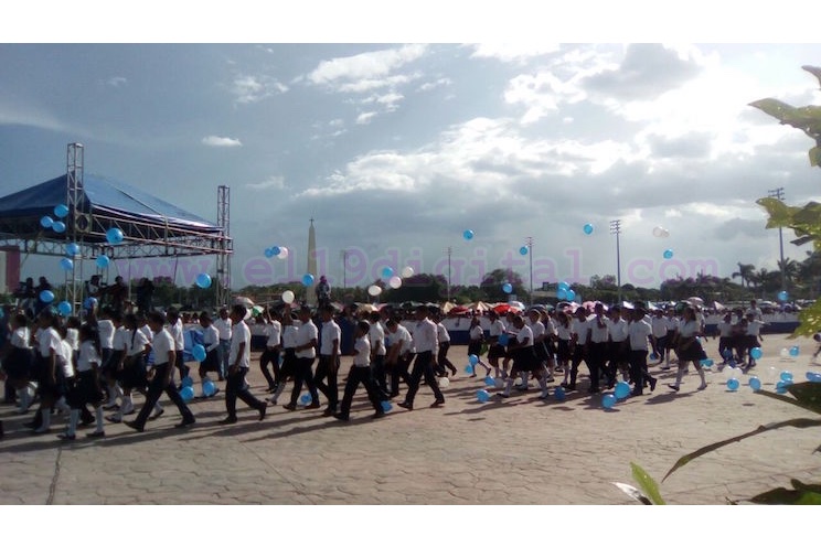 Paseo de los Estudiantes da por inaugurado Desfiles Patrios