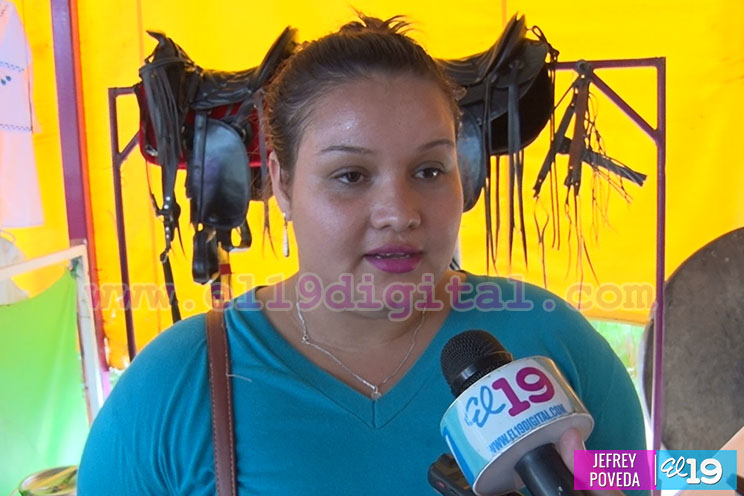 Artesanos del cuero intercambian experiencias en el Parque Nacional de Ferias