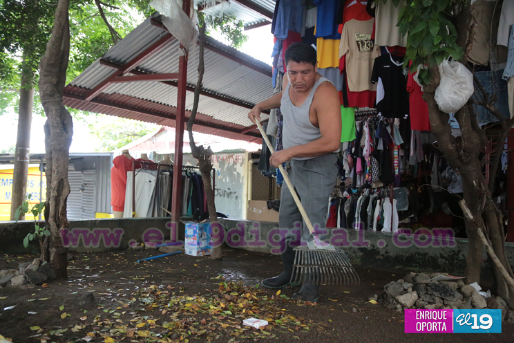 Comerciantes del Roger Deshon promueven un mercado limpio
