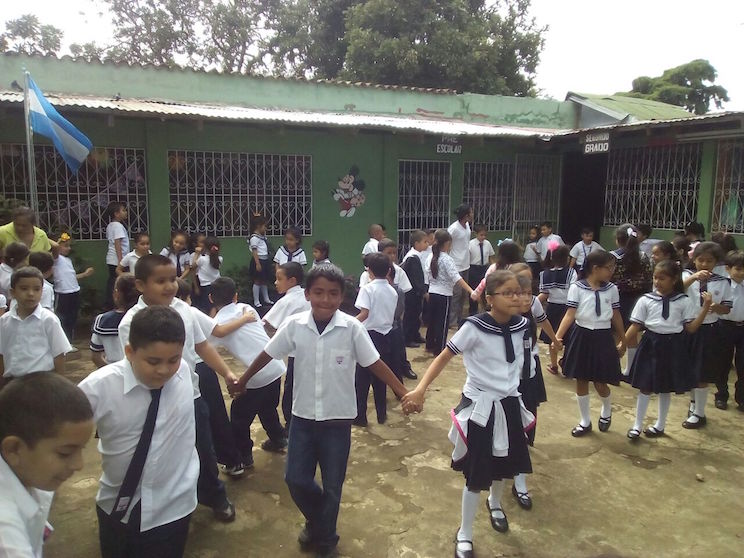 Estudiantes de Carazo participan de ejercicio multiamenazas