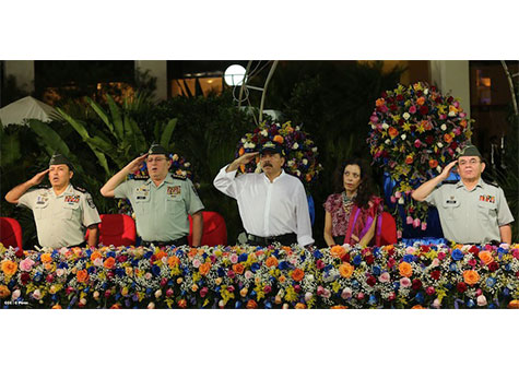 Daniel y Rosario conmemoran 34 Aniversario de la Fuerza Aérea