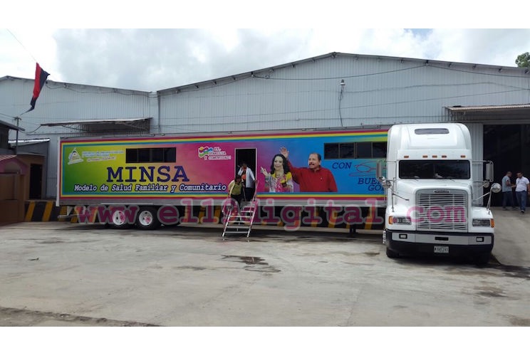 Minsa cuenta con moderna Clínica Móvil de Atención