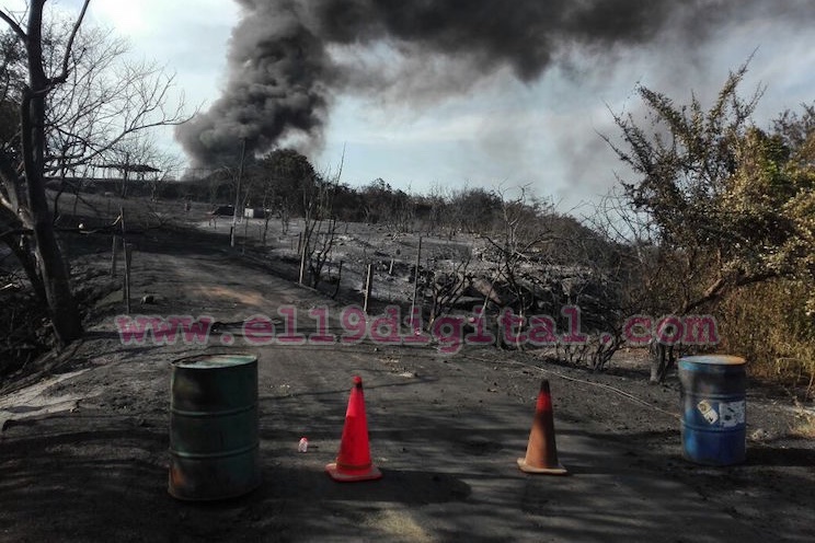 Así amanece el incendio en la planta de Puma Energy en Puerto Sandino