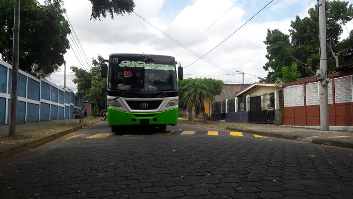 Reductores de velocidad se han convertido en aliados de la vida