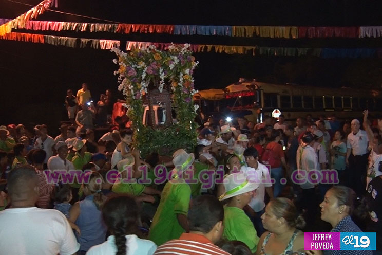 Algarabía y devoción: Santo Domingo de abajo regresa a su templo en San Andrés de la Palanca